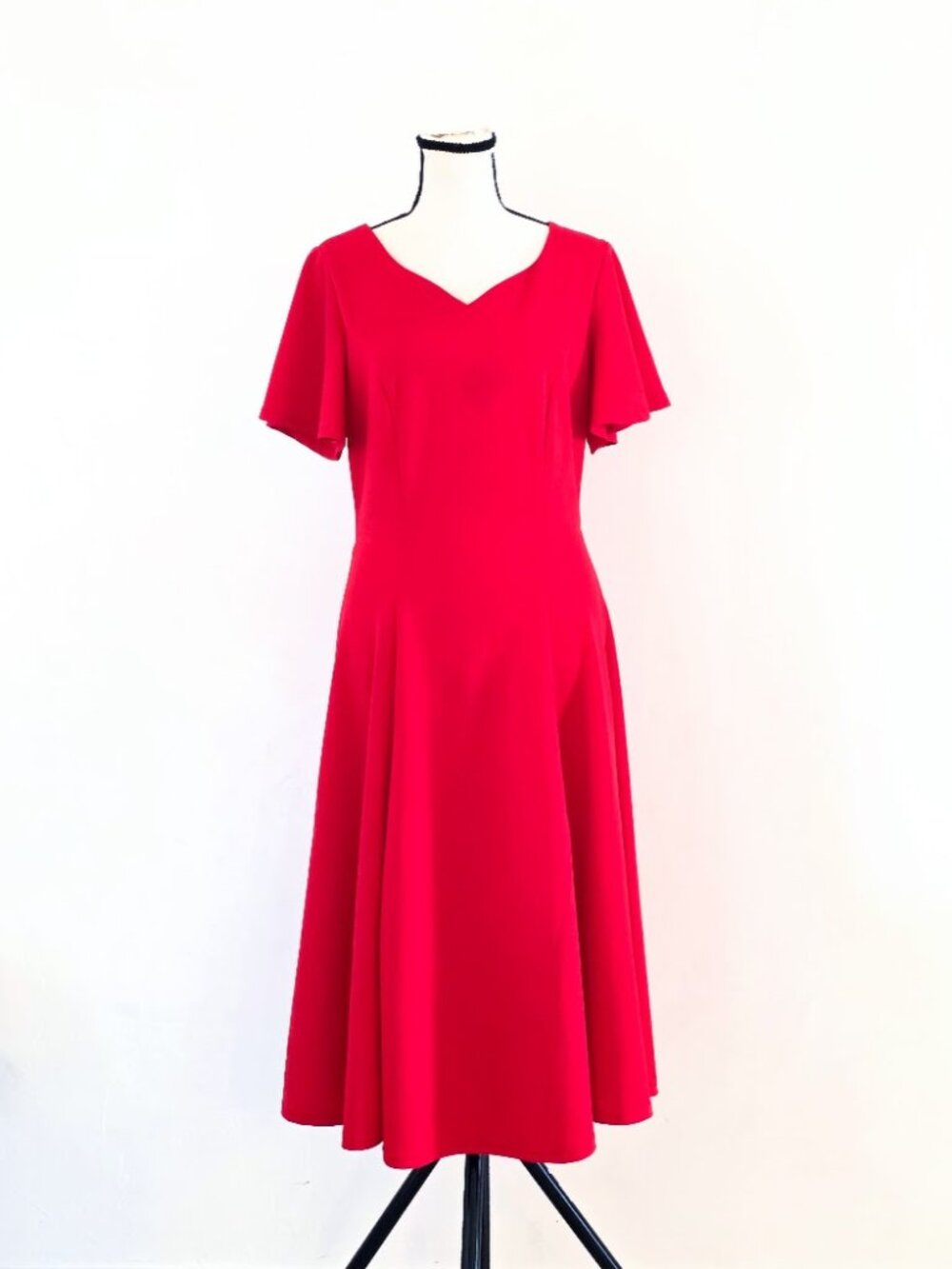 H.R. Homrain Red Fit & Flare Midi Dress Flutter Sleeve Size M Like New